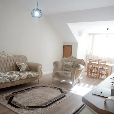 Tirana City Apartments * Тирана